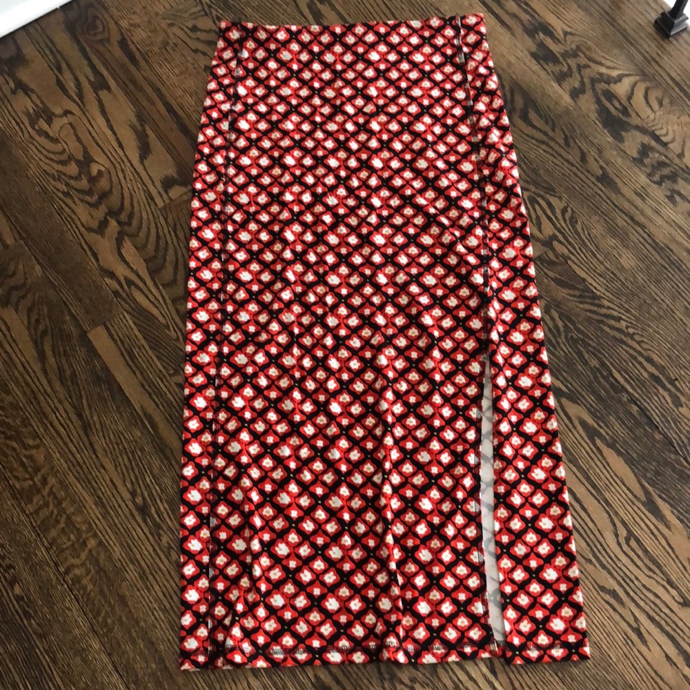 Loft skirt